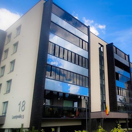 Erdvi Studija Spacious Studio Apartment Self Check In Вилнюс Екстериор снимка